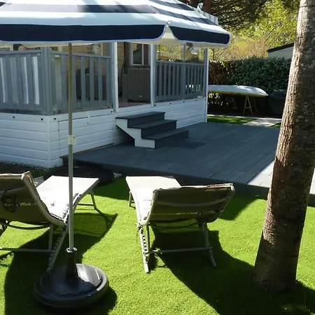 Gh La Réserve Camping Gastes