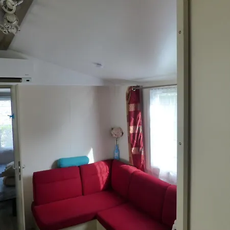 Gh La Reserve אתר קמפינג 4*